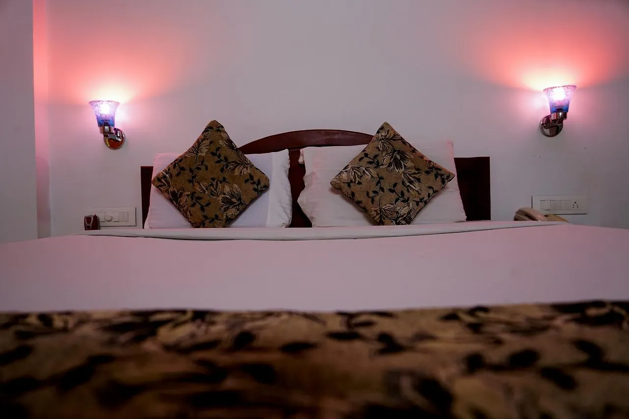 Spice Jungle Holiday Resort Munnar 3*,