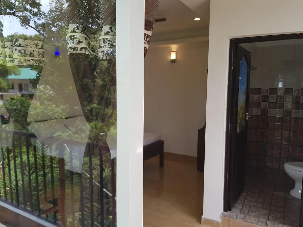 Spice Jungle Holiday Resort Munnar 3*,