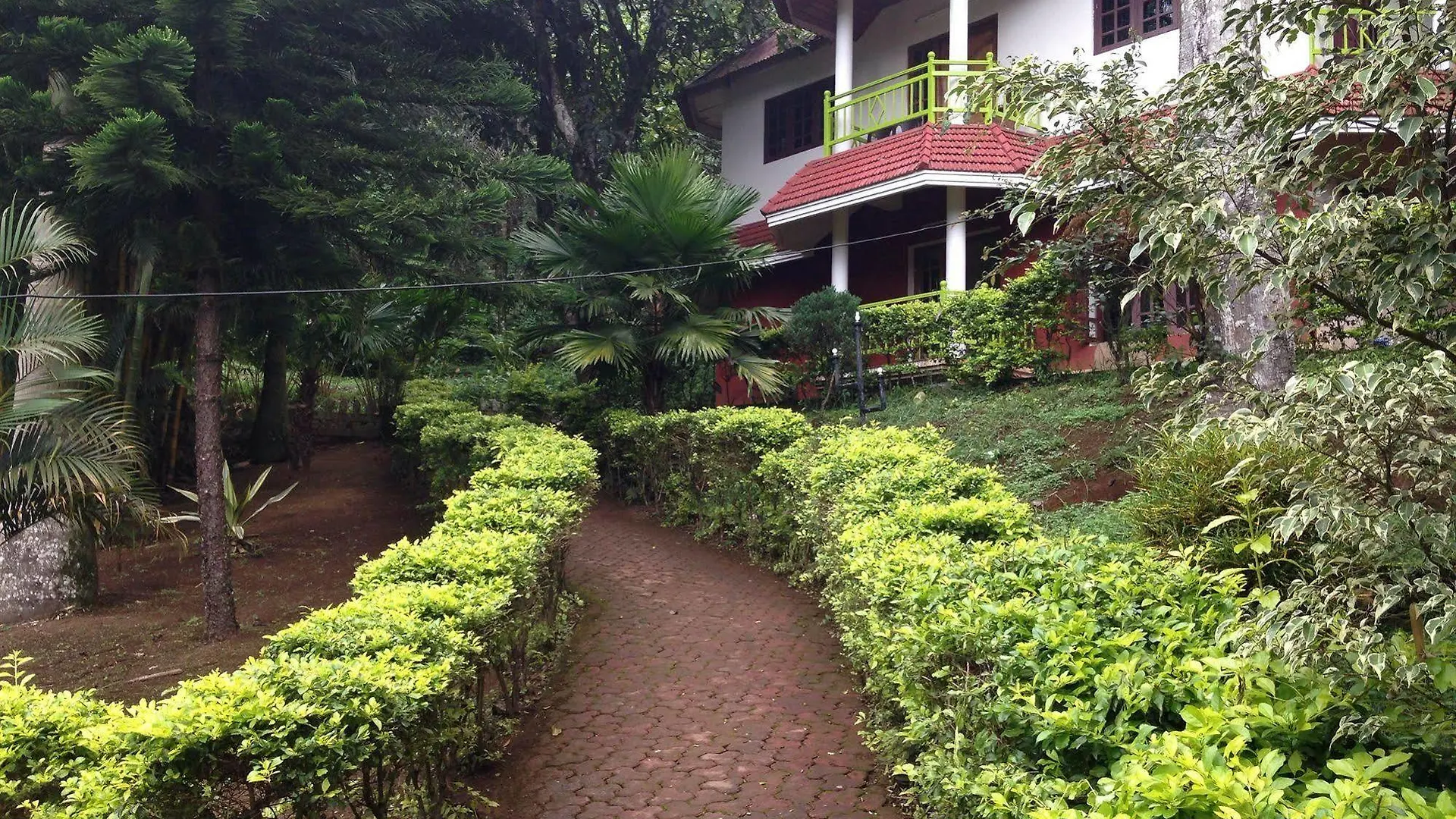 Spice Jungle Holiday Resort Munnar Frühstückspension